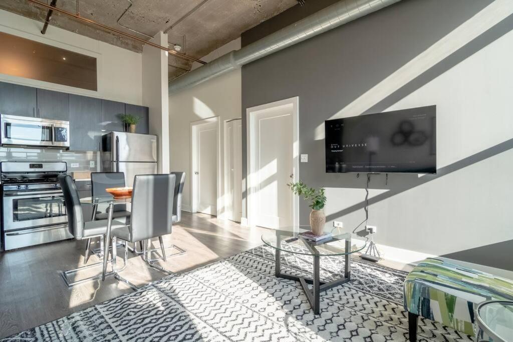 Chicago 2Br Suite Perfect For Convention And Business Trips Near Mccormick Place, Arena, Soldier Field And Grant Park Exterior photo